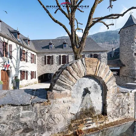 Confortable Pour 6 Pers. A Lary, Parking Inclus - Fr-1-296-176 *