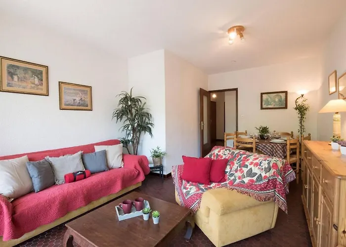 Apartment Confortable Pour 6 Pers. A Lary, Parking Inclus - Fr-1-296-176