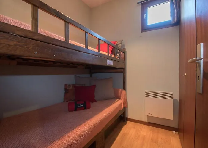 Confortable Pour 6 Pers. A Lary, Parking Inclus - Fr-1-296-176 Apartment *